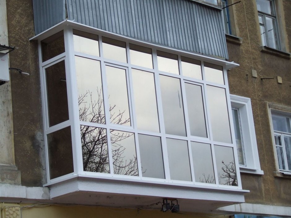 Французский балкон пластиковый
