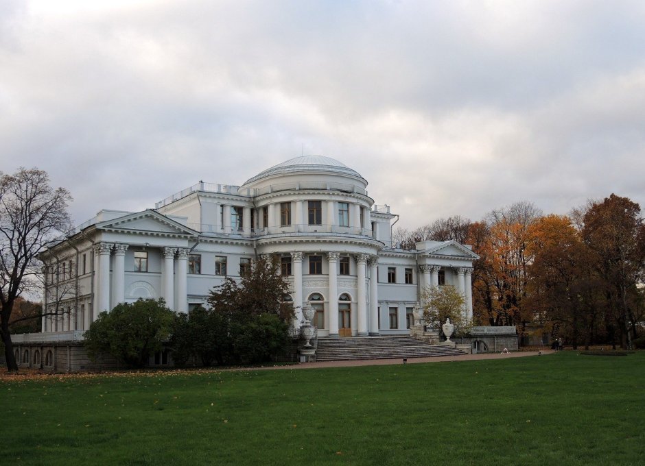 Елагин остров в Санкт-Петербурге