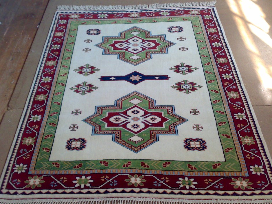Туркменские квартиры ковры интерьер