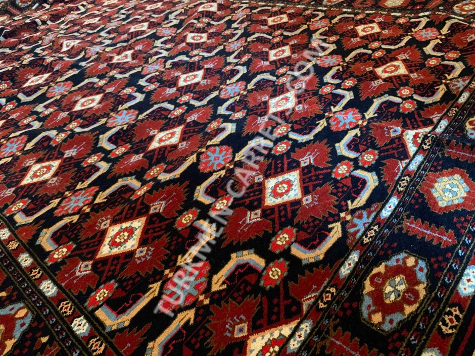 Орнамент туркменских ковров арсары