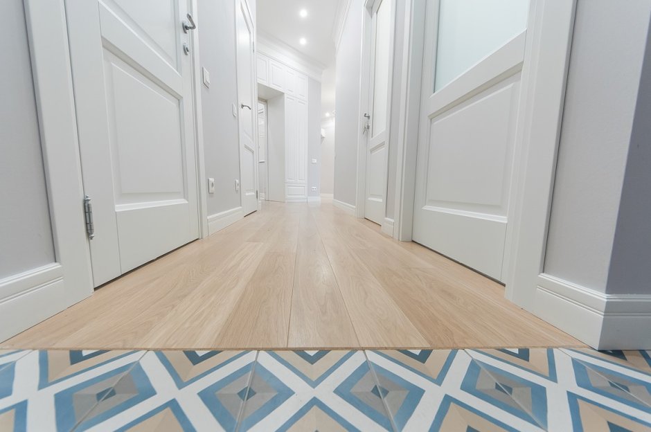 Напольный профиль из анодированного алюминия PROSLIDER LR