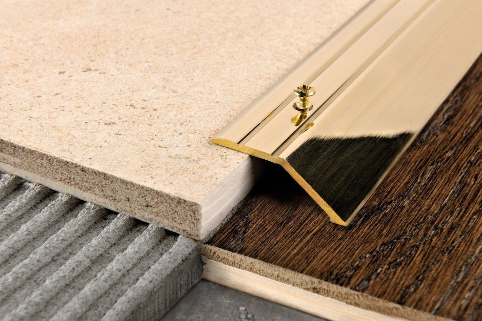 Состыковка плитки и ламината