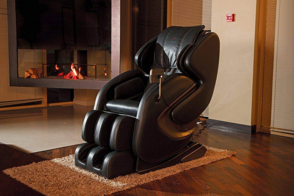 Красивое кресло в комнате