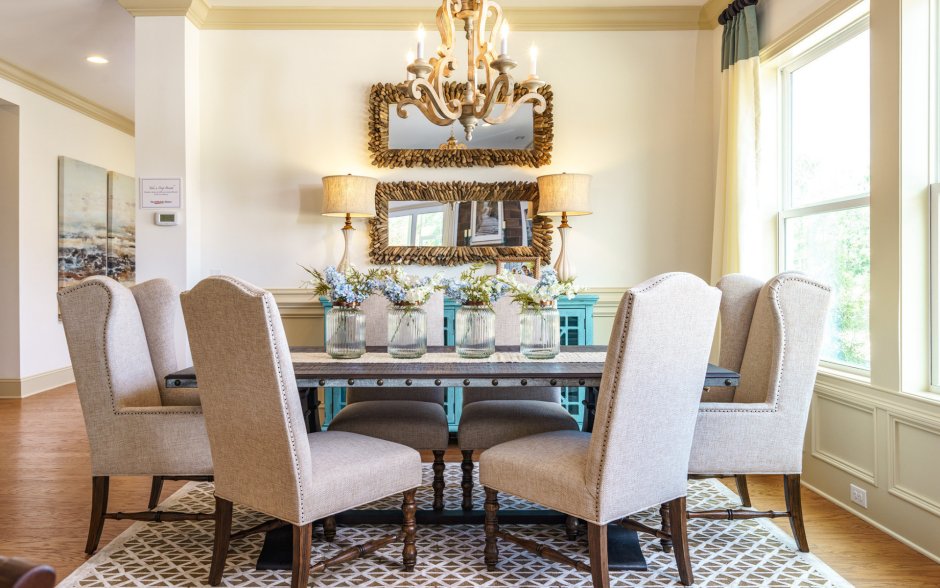 Зеркало в столовой