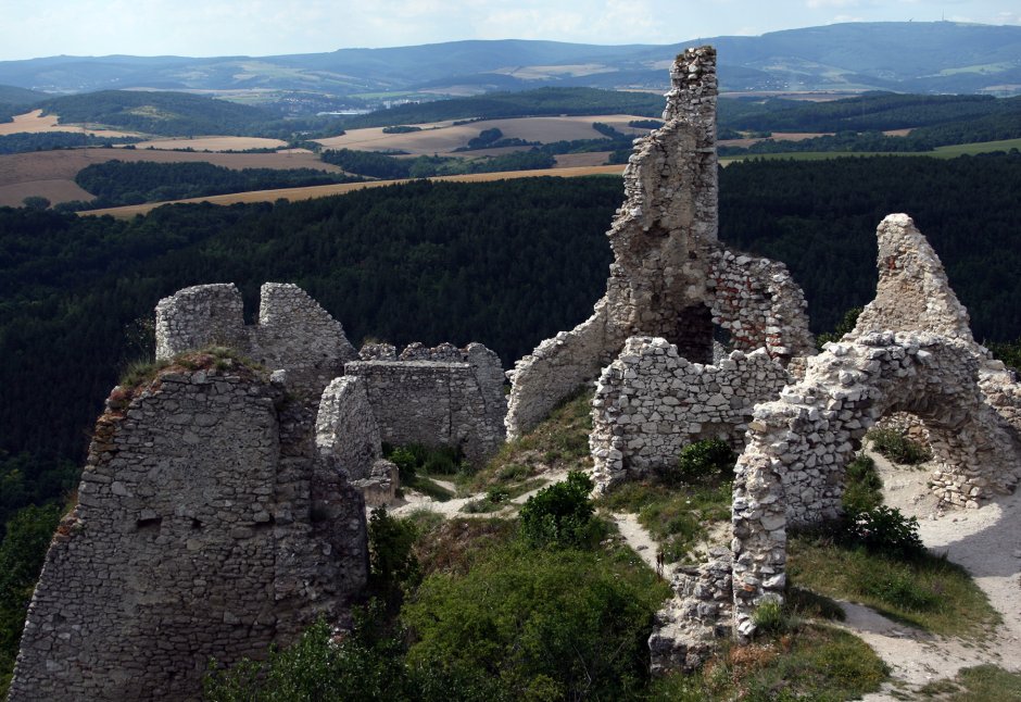 Чахтицкий замок Батори до разрушения