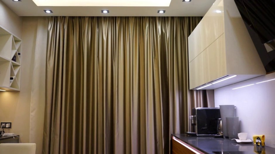 Багет для штор потолочный