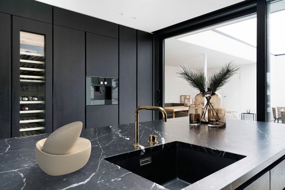 Мрамор Nero Marquina Black