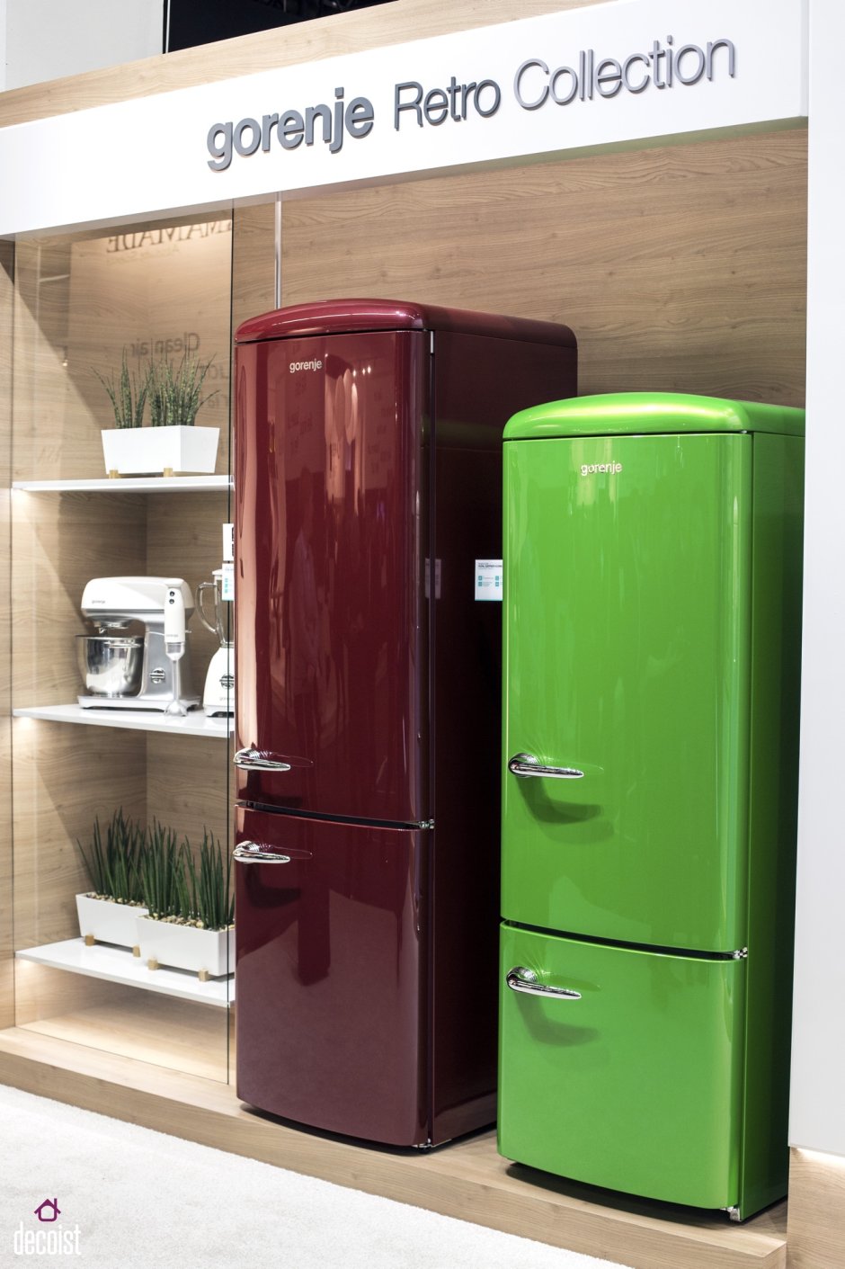 Зеленый холодильник фото