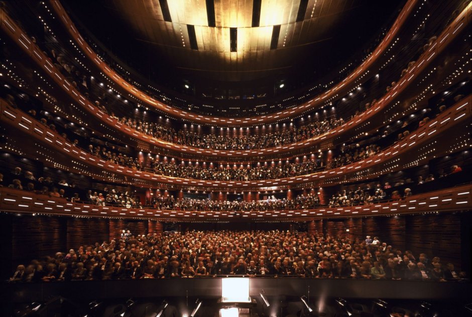 Абстрактный концертные залы