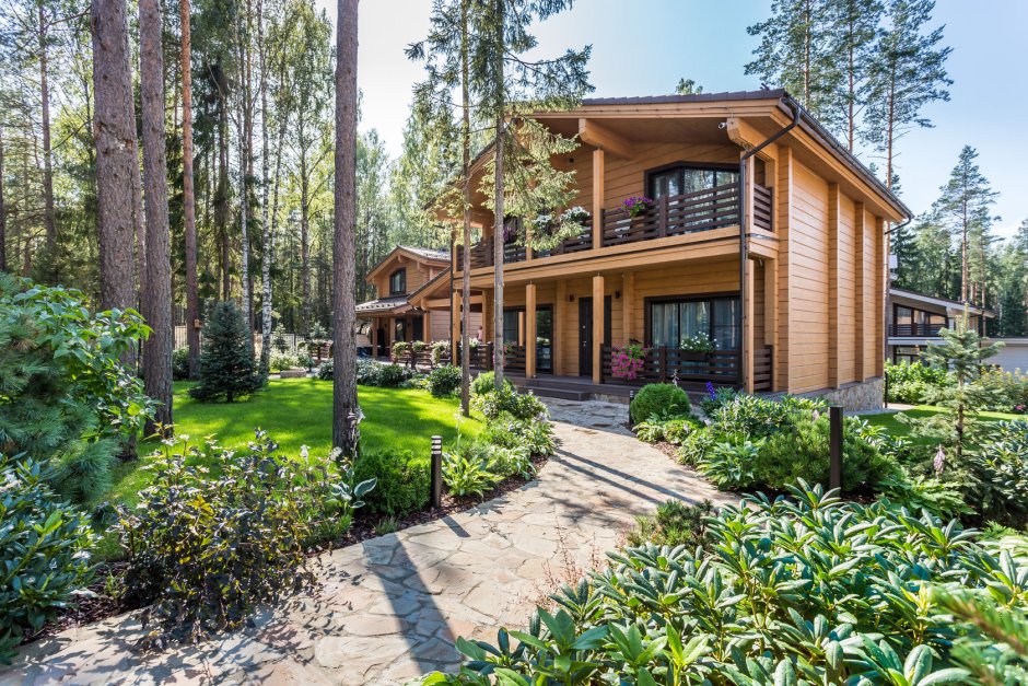 Дом из клееного бруса 200 кв