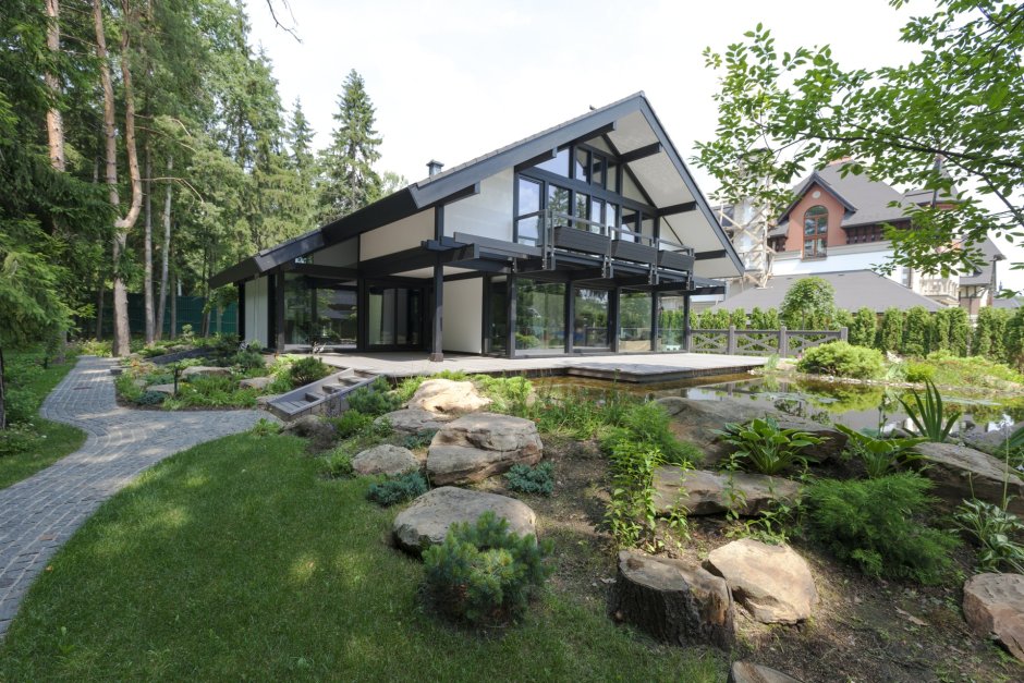 Дом в стиле Фьюжн фасад