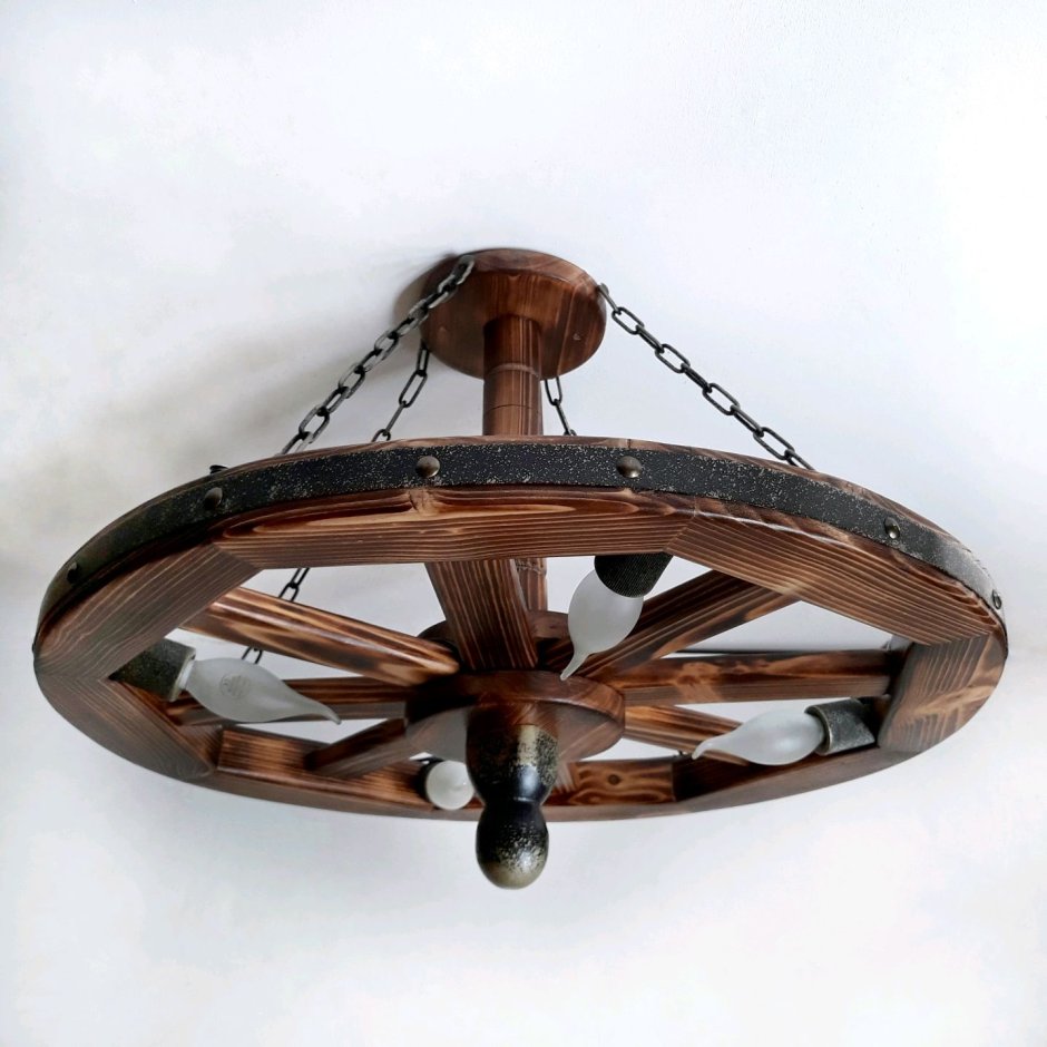 Люстра колесо