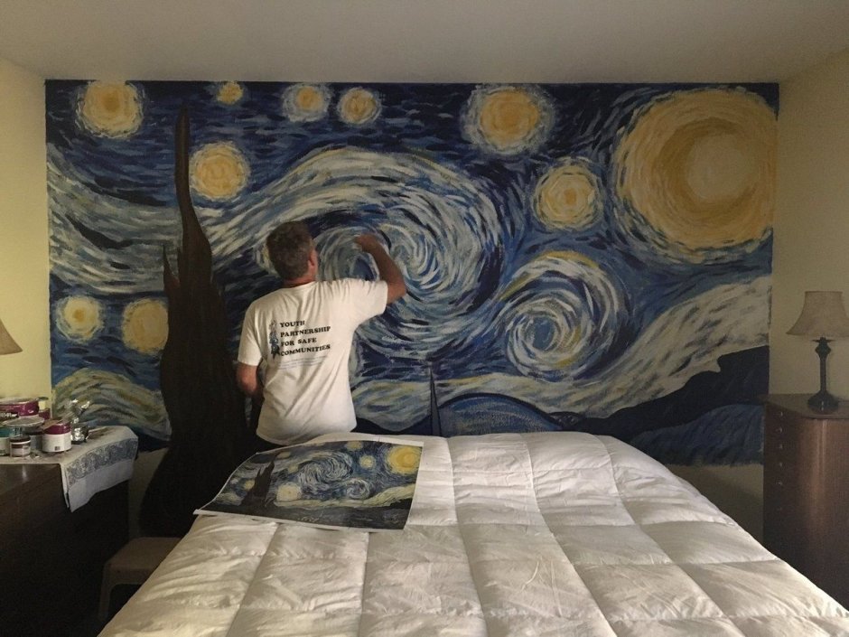 Обои Ван Гог в интерьере спальни