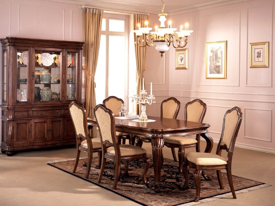 Мебель для столовой в классическом стиле