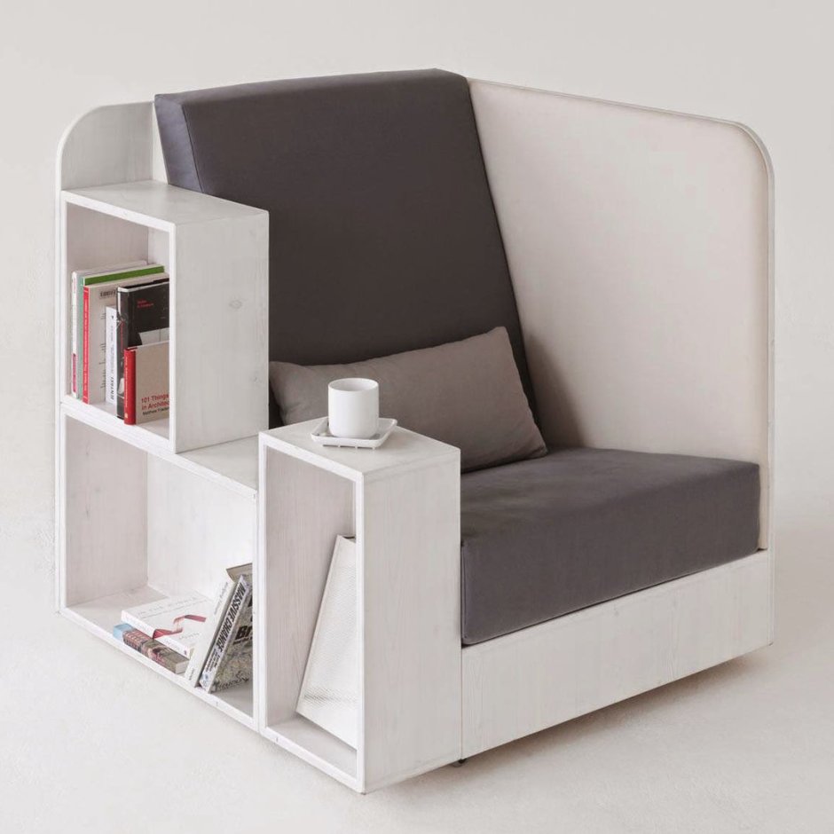 Удобное кресло для чтения книг