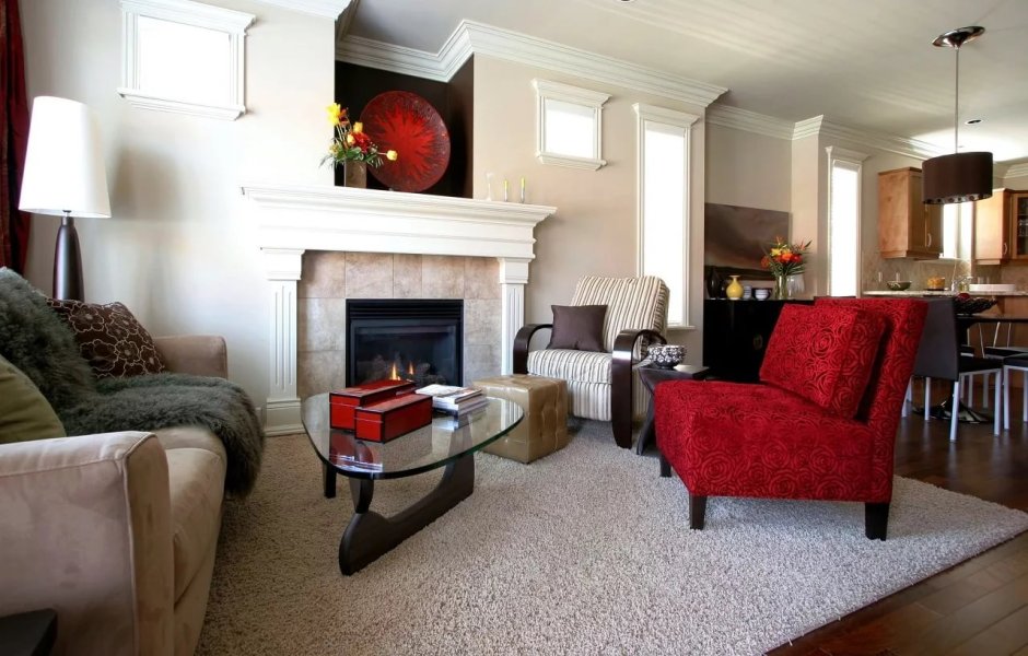 Красное кресло в интерьере