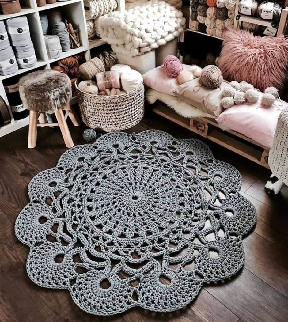 Вязаные коврики