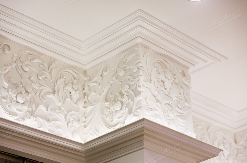 Гипсовый декор на потолок