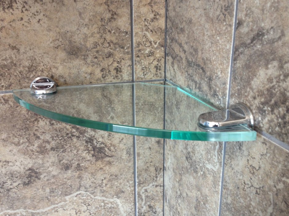 Крепеж для стеклянных полок в ванную