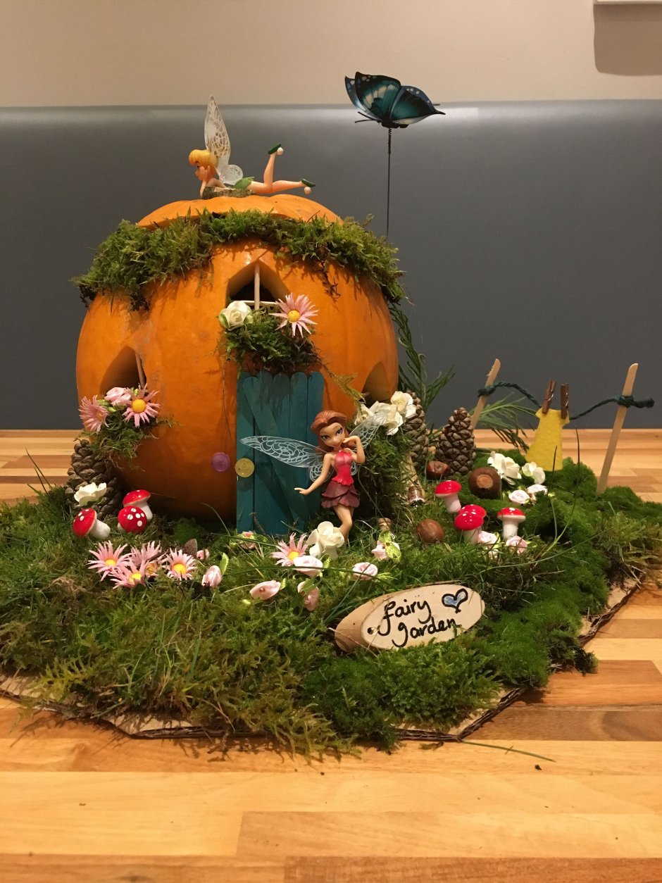 Шадрина Ирина домик бабы яги картона