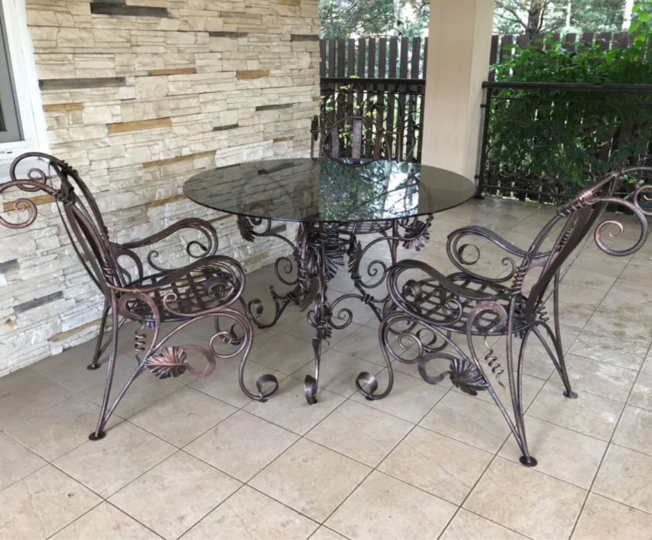 Кованый столик с мойкой