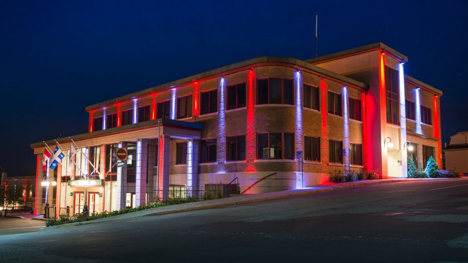 Архитектурная подсветка здания мэрии Челны