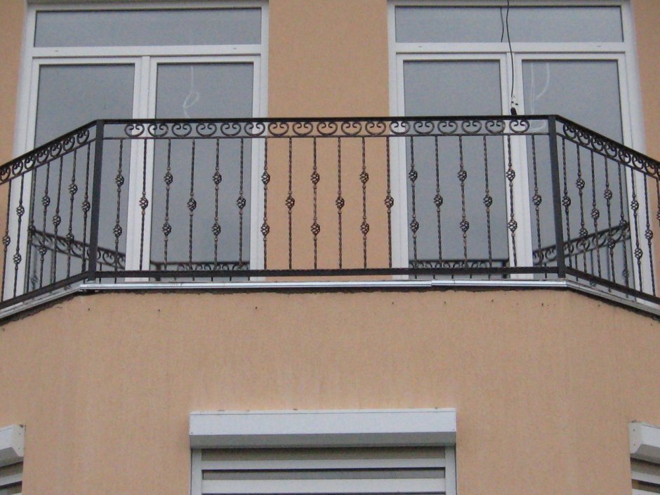 Красивое ограждение балкона