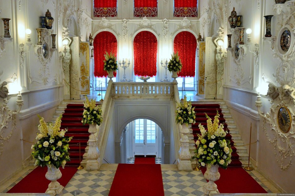 Екатерининский дворец залы и лестница