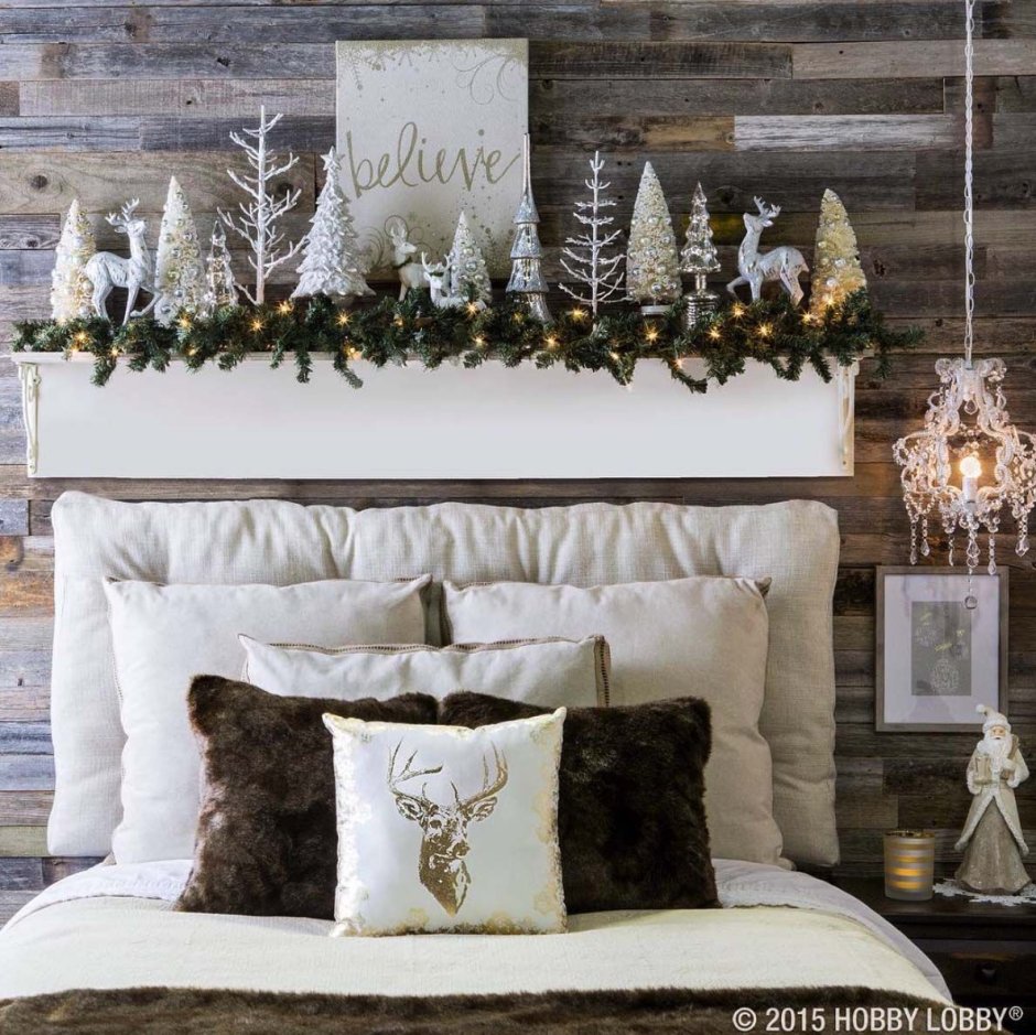 Декор новогоднего интерьера спальни