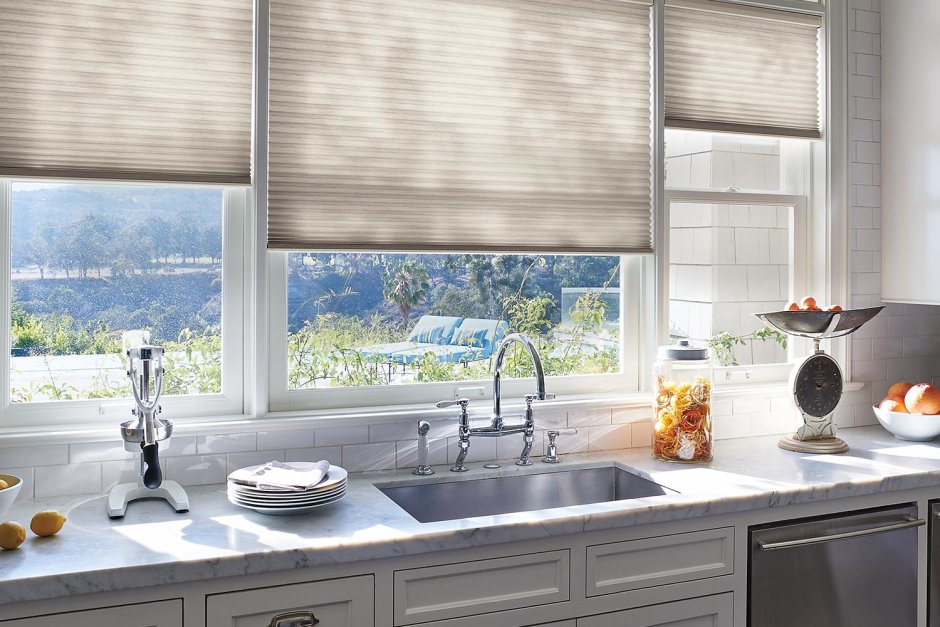 Шторы плиссе для кухни