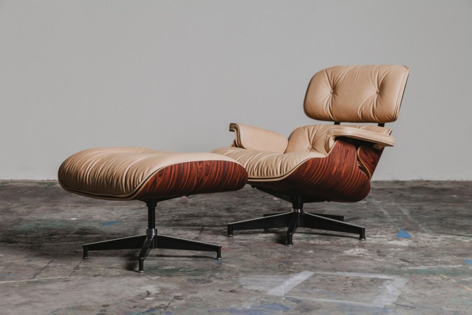 Старое американское кресло Herman Miller Eames