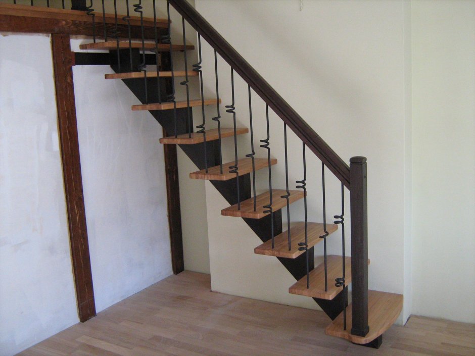 Косоуры для лестниц