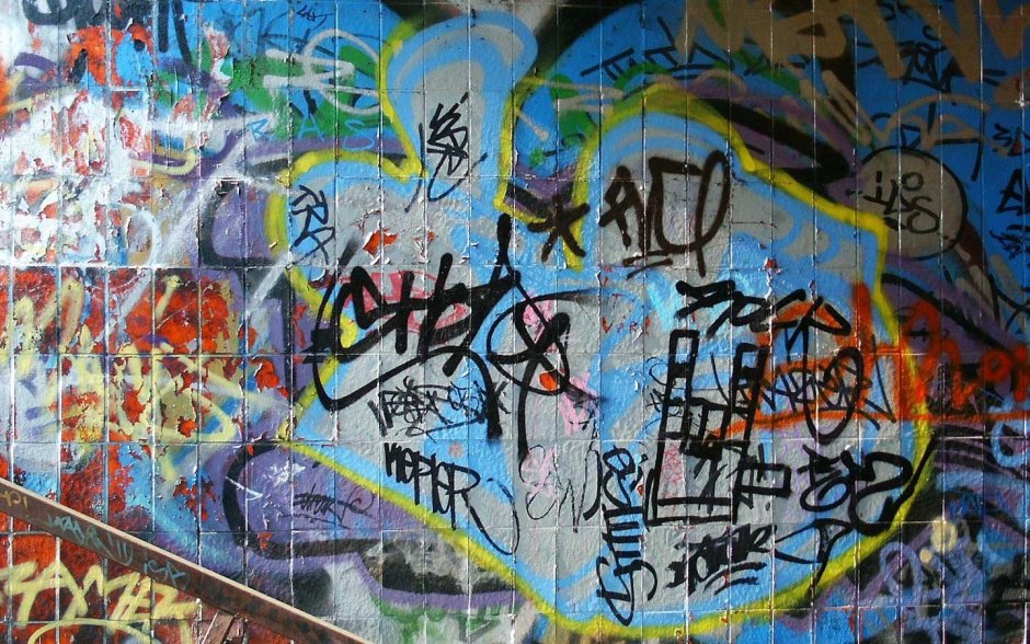 Граффити Теги на стенах