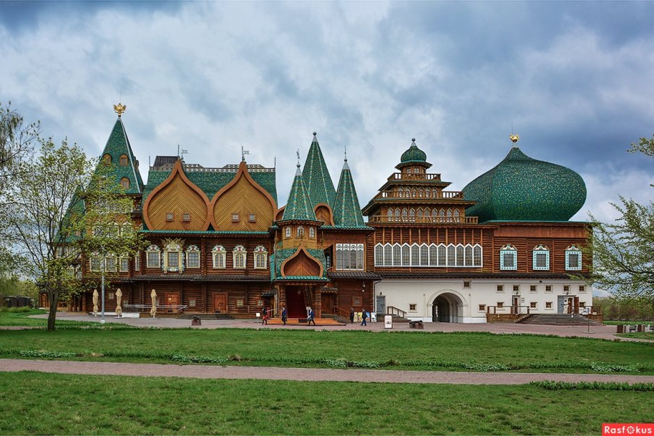 Парк Коломенское дворец царя Алексея Михайловича