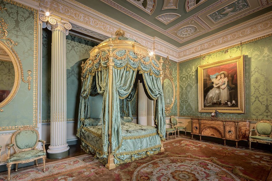 Спальня во Дворце графов Харвуд
