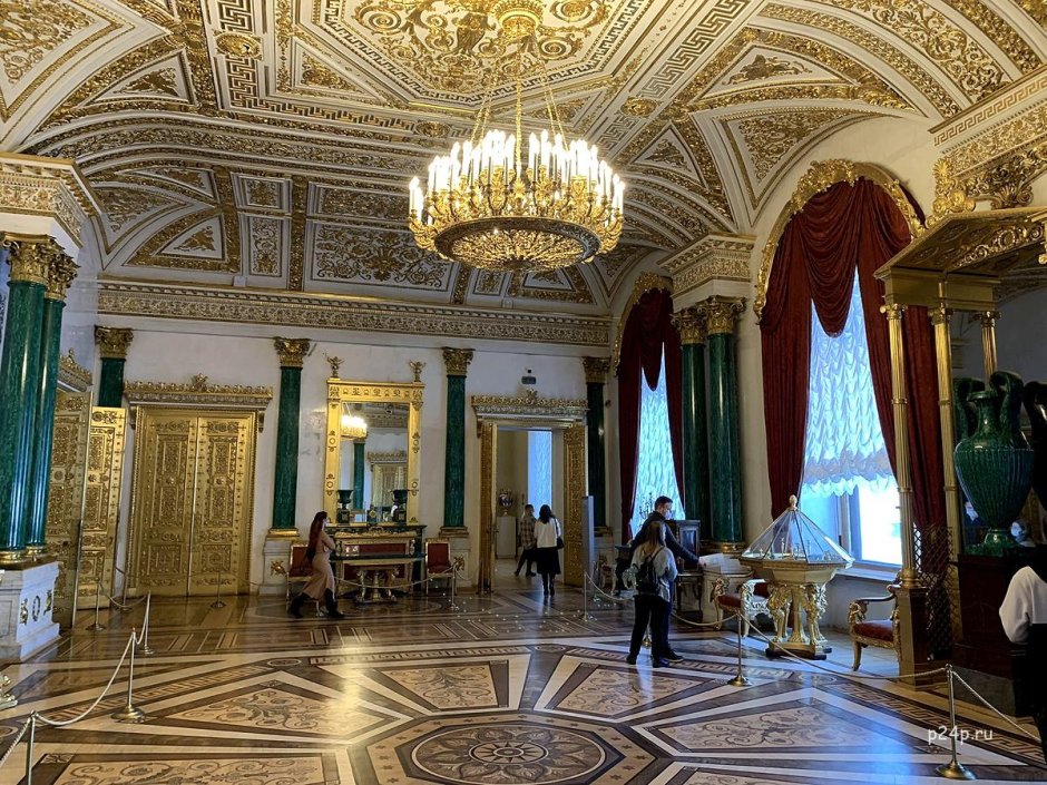 Малахитовая комната в Екатерининском Дворце