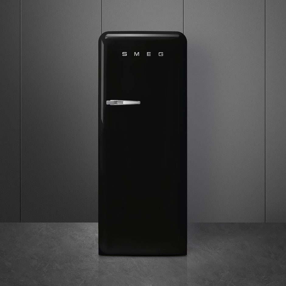 Холодильник черный