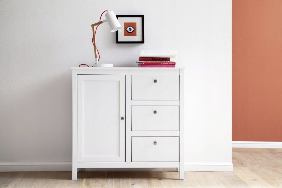 Крашеные комоды