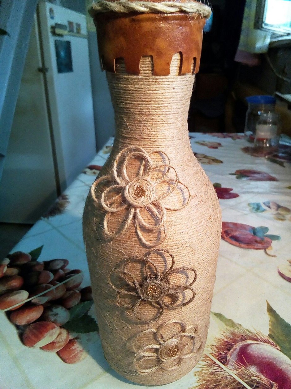 Декор бутылок шпагатом в морском стиле