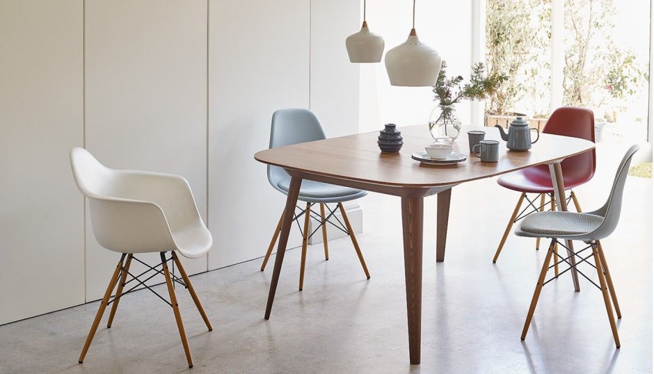 Стул 622 Eames капучино