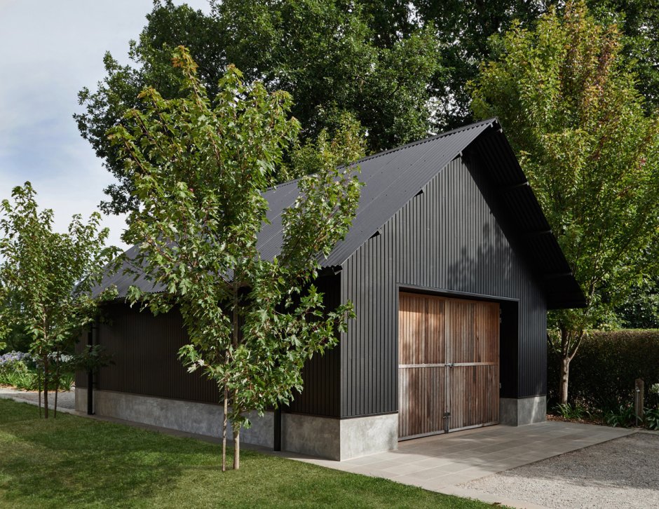 Barn House с гаражом
