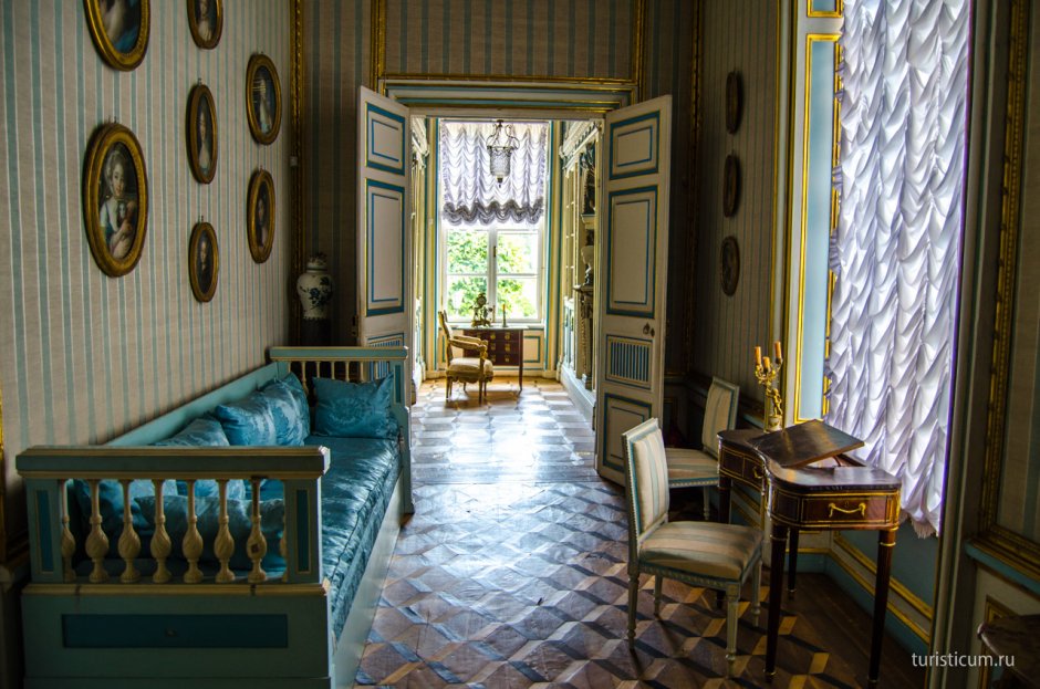 Спальня дворца Кусково