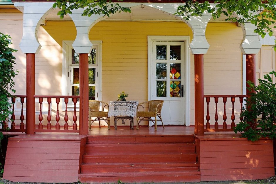 Wide Stone Porch