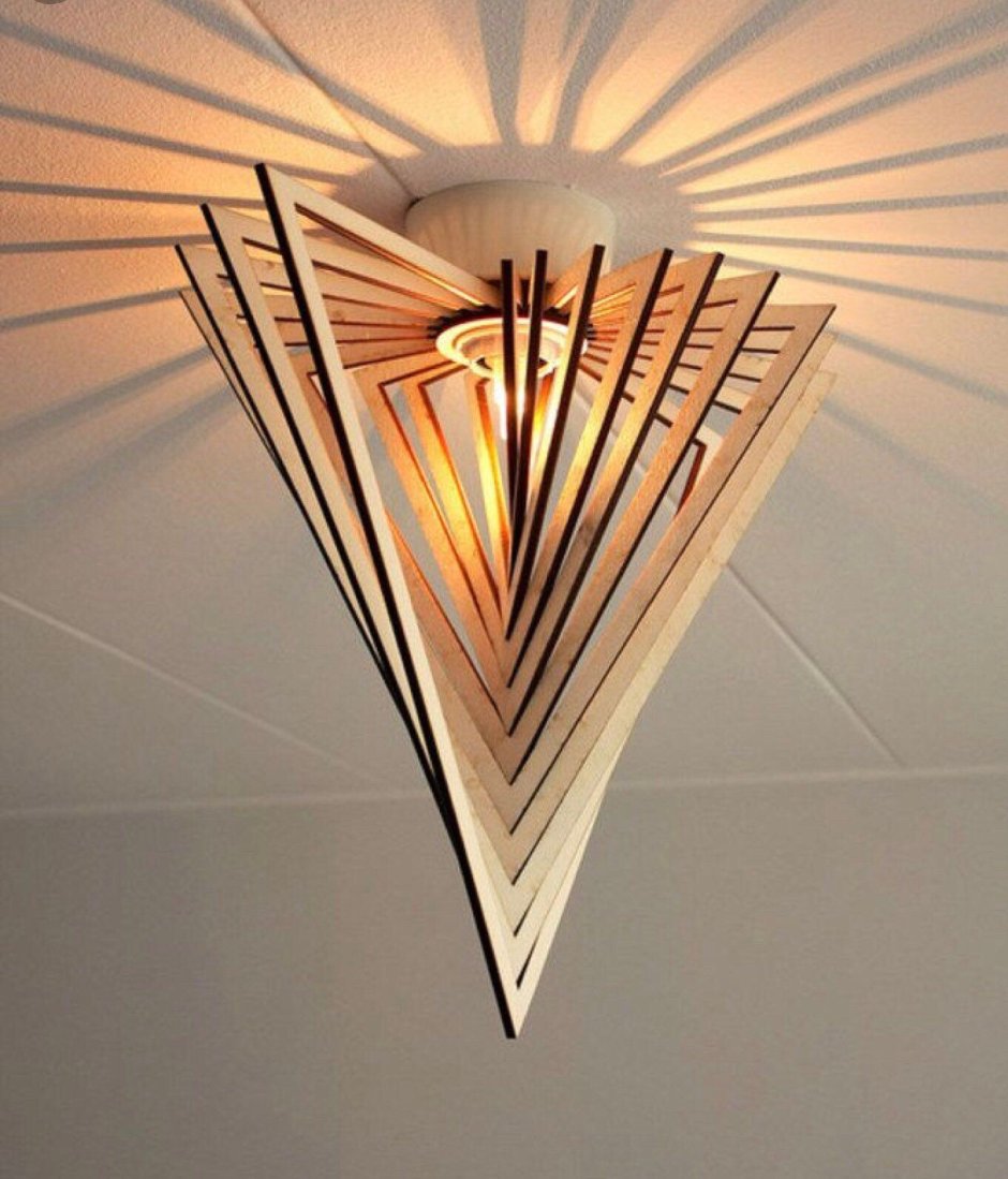 Triangle Lamp из фанеры