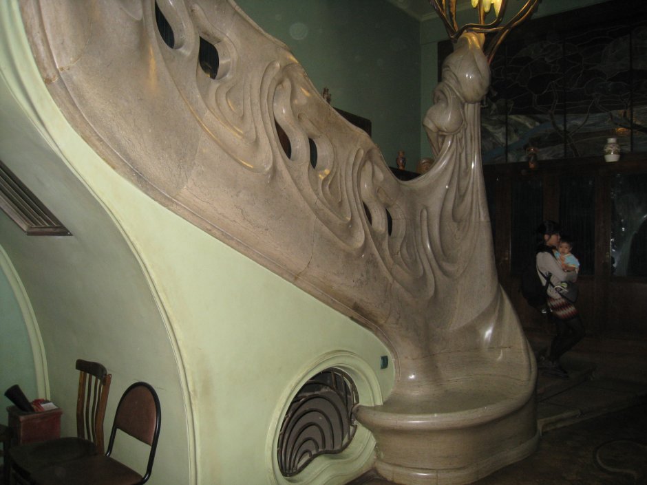 Лестница волна особняк Рябушинского