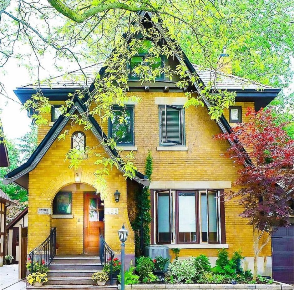 Желтый домик