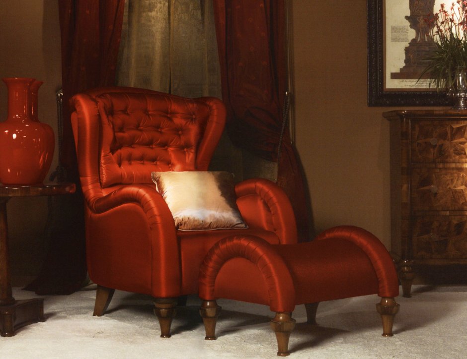 Рыжее кресло