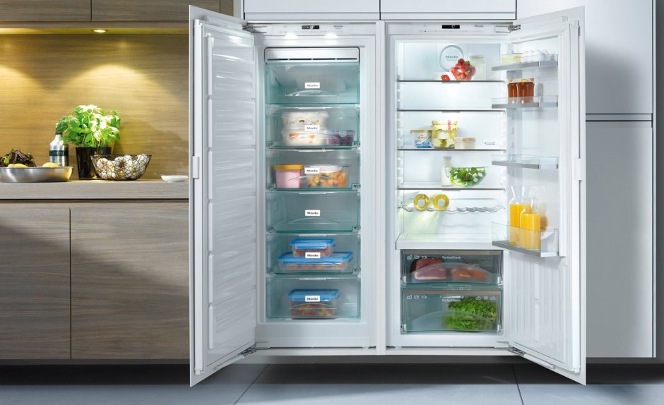 Семейный холодильник