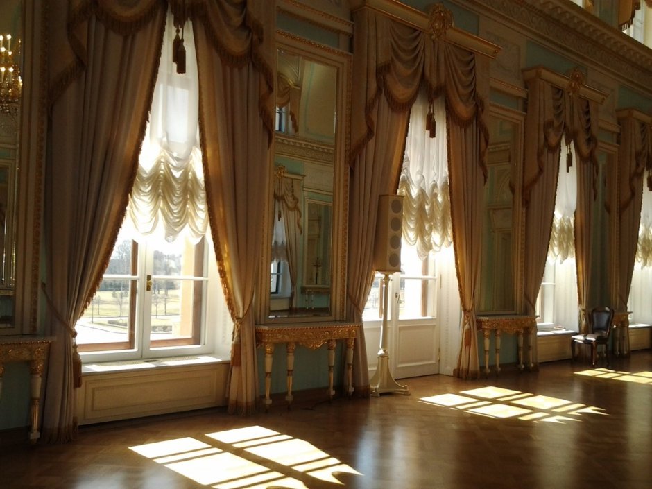Константиновский дворец кабинет президента 2010