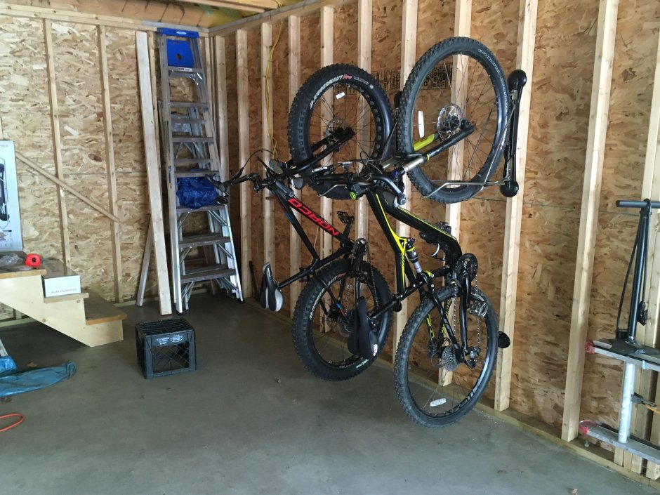 Build MTB Garage